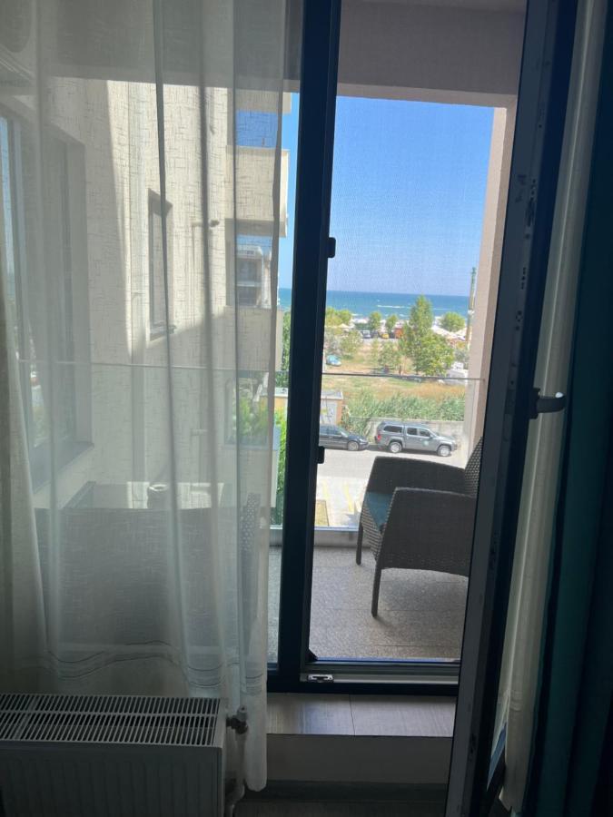Emi Apartment Mamaia Navodari Exterior photo